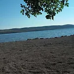 Larus * Starigrad Paklenica