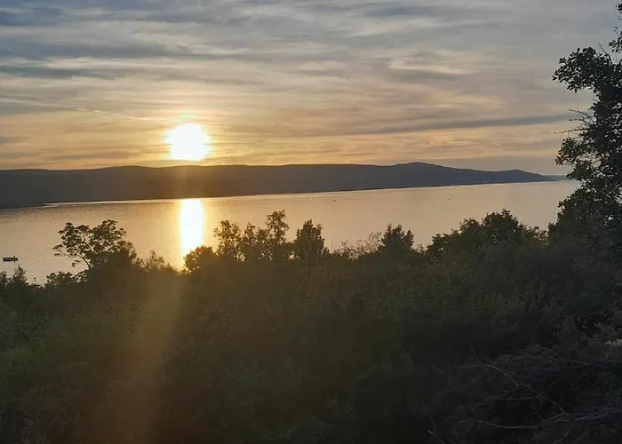 Larus Апартаменты