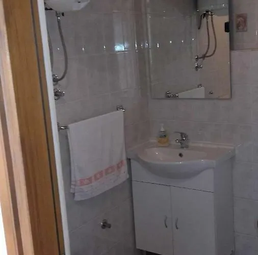 Larus Appartement Starigrad Paklenica